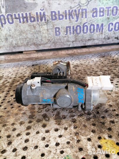 Замок зажигания Hyundai Elantra