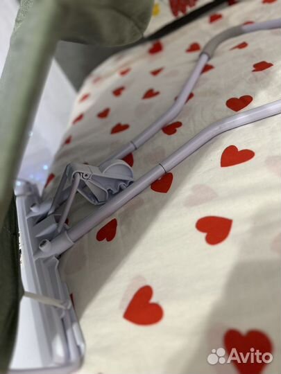 Шезлонг для новорожденных