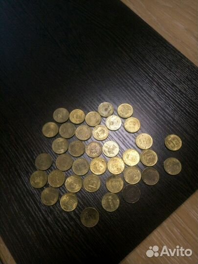 Монеты разные юбилейные редкие медные,за все не гл