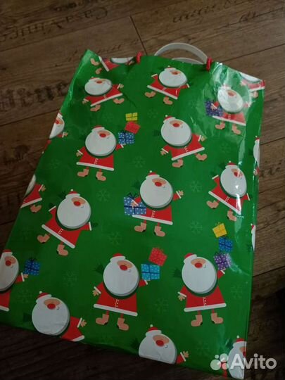 Подарочные пакеты