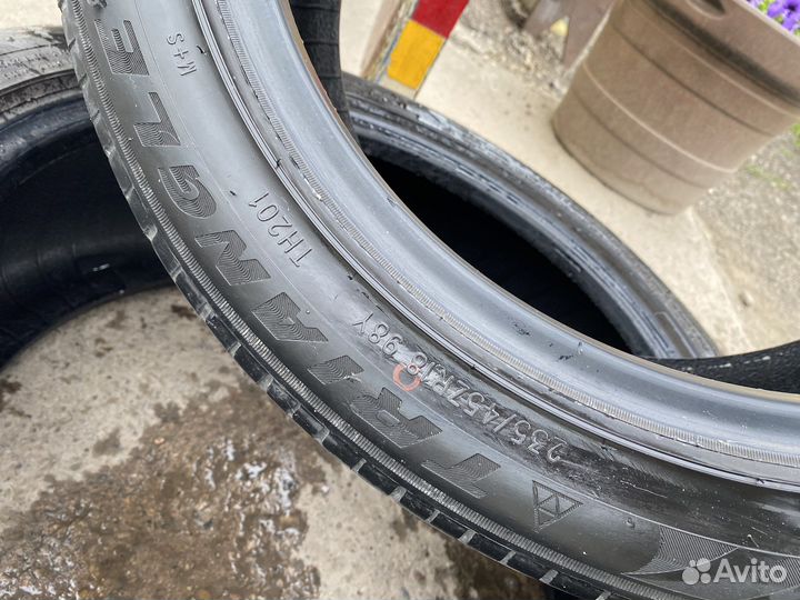 Triangle Sports TH201 235/45 R18