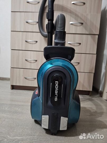 Пылесос Polaris PVC 2004RI
