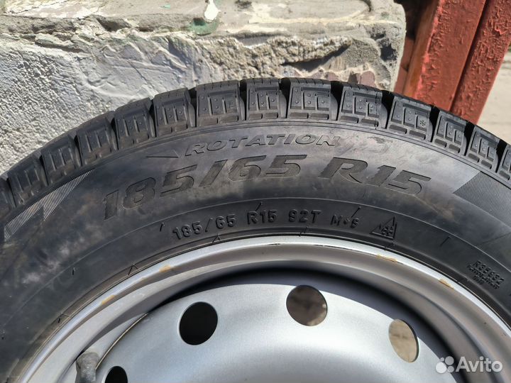 Колеса Pirelli в сборе r15 зимние