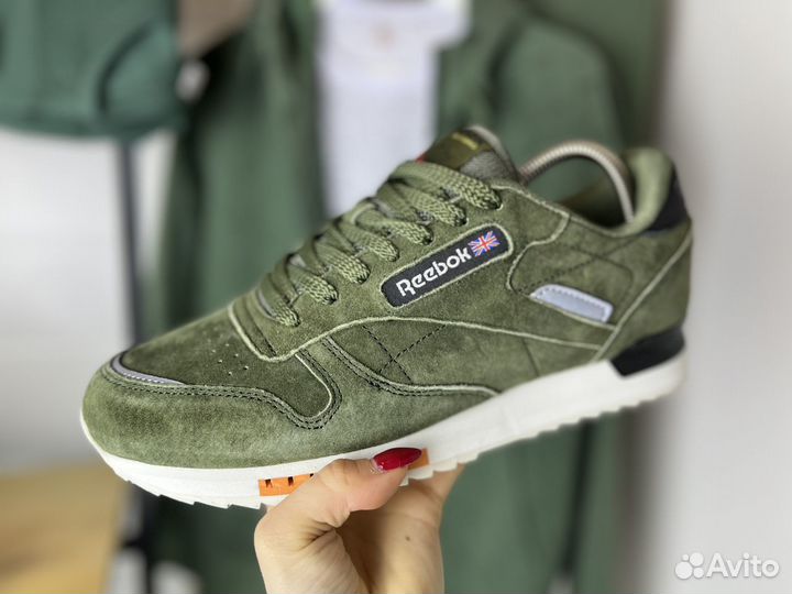 Кроссовки Reebok Classic 41 хаки