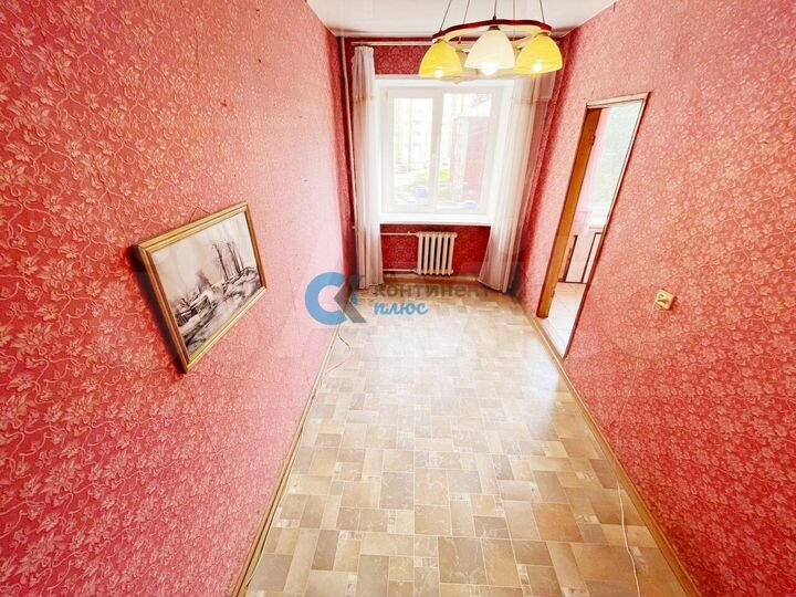 4-к. квартира, 87 м², 4/4 эт.