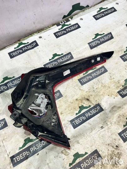 Задний фонарь левый Volvo V60 1.6 2010-2019