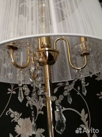 Торшер напольный с абажуром