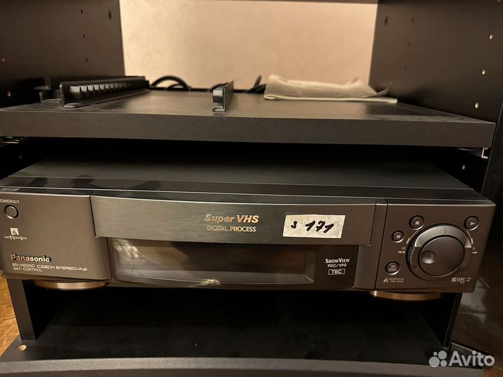 Видеомагнитофон Panasonic