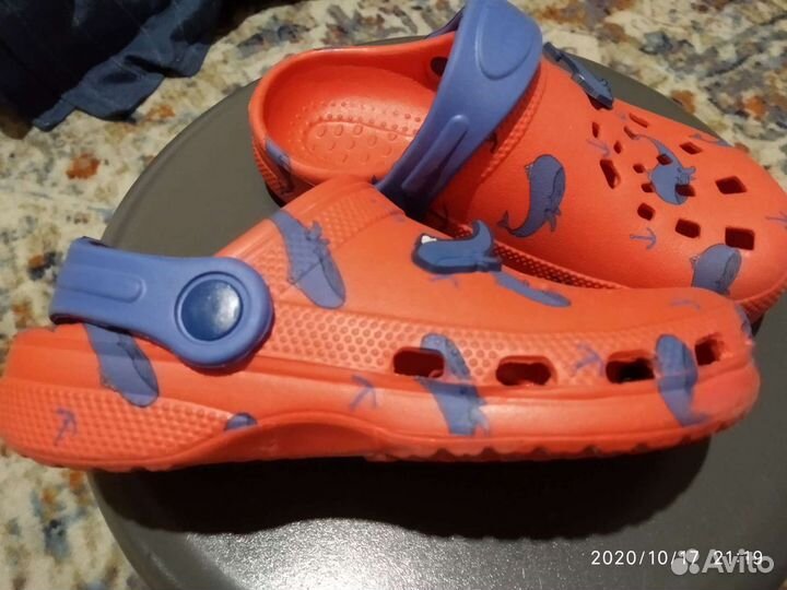 Шлепки детские crocs