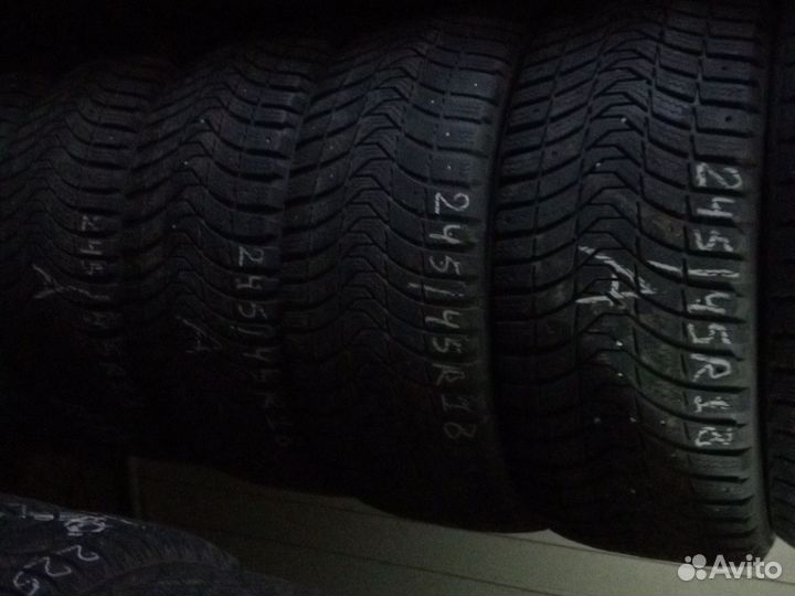 Michelin Alpin 5 245/45 R18