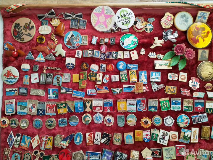 Коллекция значков СССР