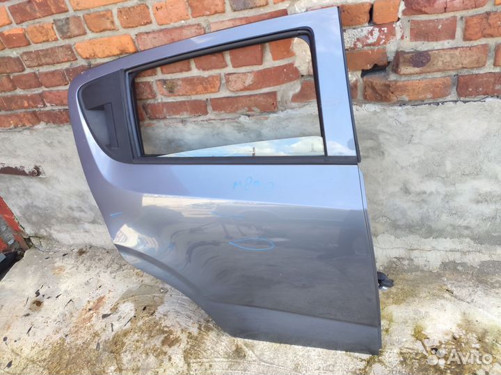 Дверь задняя правая Шевроле Aveo Т300 Хетчбек