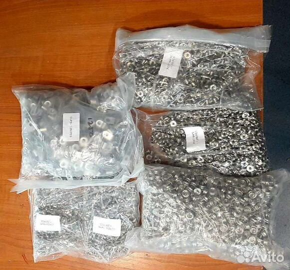 Фурнитура на шлем вратарский и полевой хоккейный