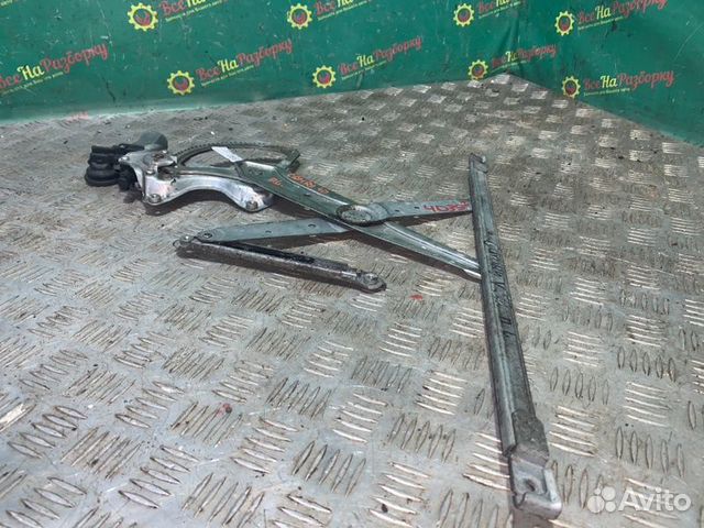 Стеклоподьемник передний левый Toyota Camry 40