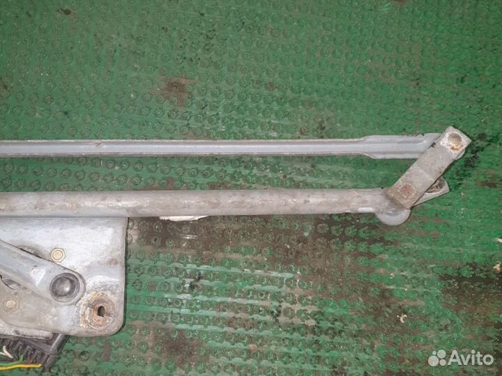 Трапеция стеклоочистителей Опель Вектра Б