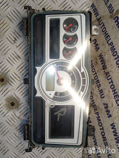 Панель приборов (щиток) Renault Magnum 2006