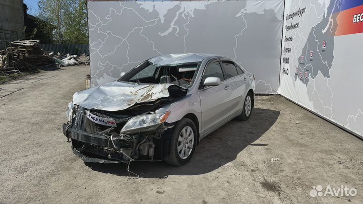 Ручка двери задней внутренняя правая Toyota Camry