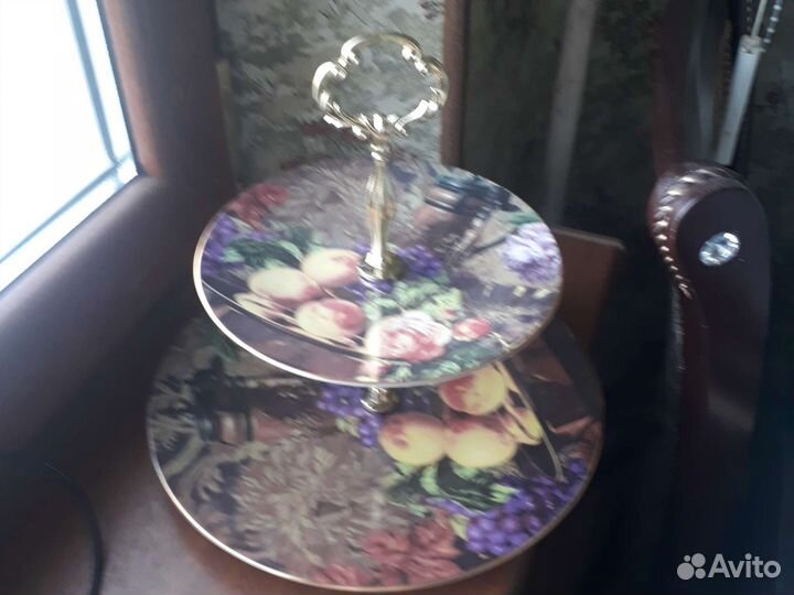 Этажерки Натюрморт.Кружки.Чехия