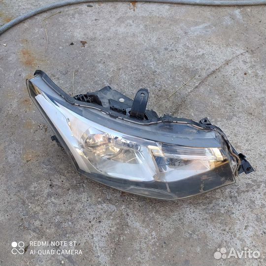 Фара аутлендер