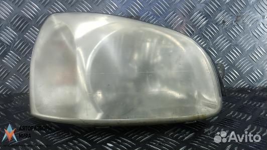 Фара правая Hyundai Santa Fe 2 (CM) 2005