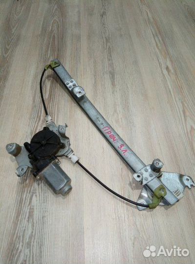 Стеклоподъемник задний Nissan primera P12 Лев