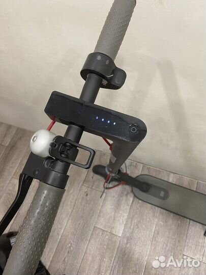 Электрический самокат Xiaomi Mi Electric Scooter