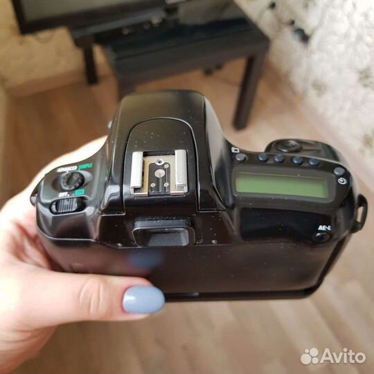 Зеркальный пленочный фотоаппарат Nikon f50