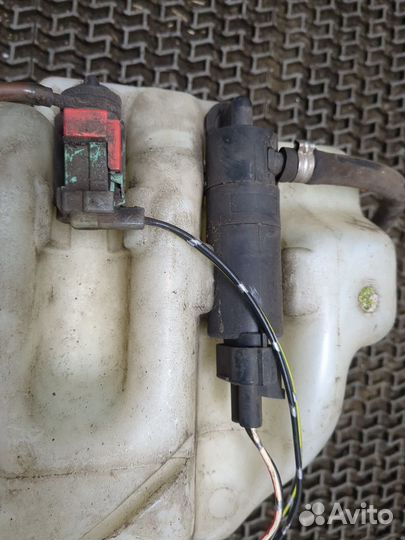 Бачок омывателя Honda Accord 6, 2002