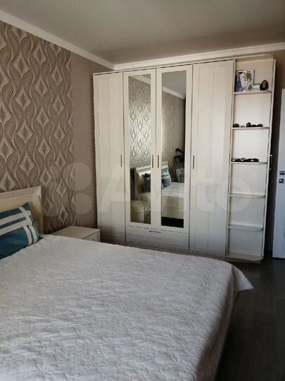 3-к. квартира, 80 м², 8/9 эт.