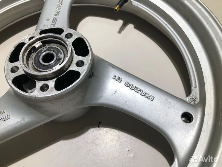 Передний колёсный диск Suzuki GSF 250 Bandit