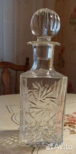 Графин хрустальный