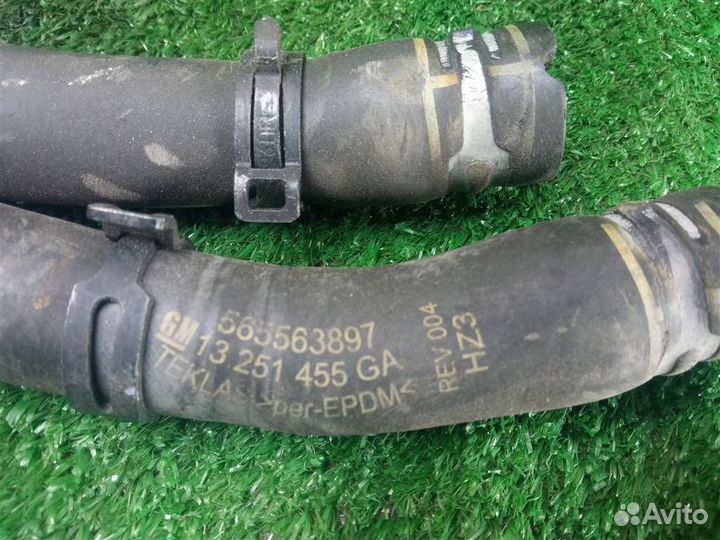 Патрубок радиатора Opel Astra J (2010-2016)