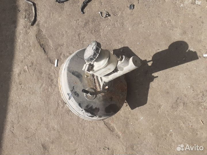 Вакуум Nissan Almera (N16)