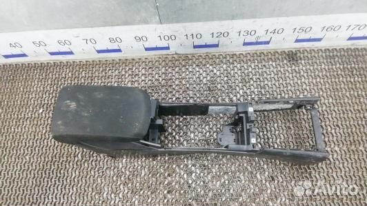 Подлокотник центральный mitsubishi lancer 10 (CDN2