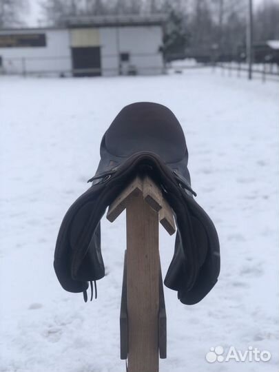 Конкурное седло