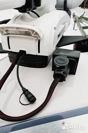 NorthSilver Husky 650 SF + Mercury F300 ProXS