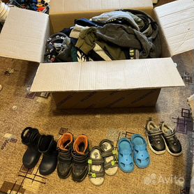 Вещи и обувь пакетом на мальчика 98