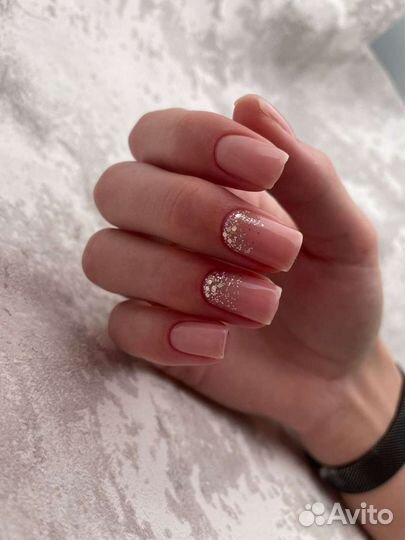 Мастер маникюра и педикюра