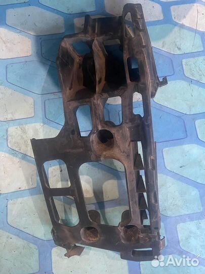 Кронштейн бампера 9647553680