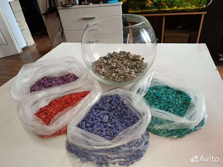 Аквариум 8л круглый + аквариумный грунт