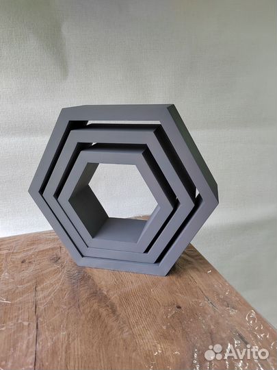 Полка настенная соты