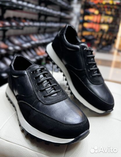 Кроссовки мужские