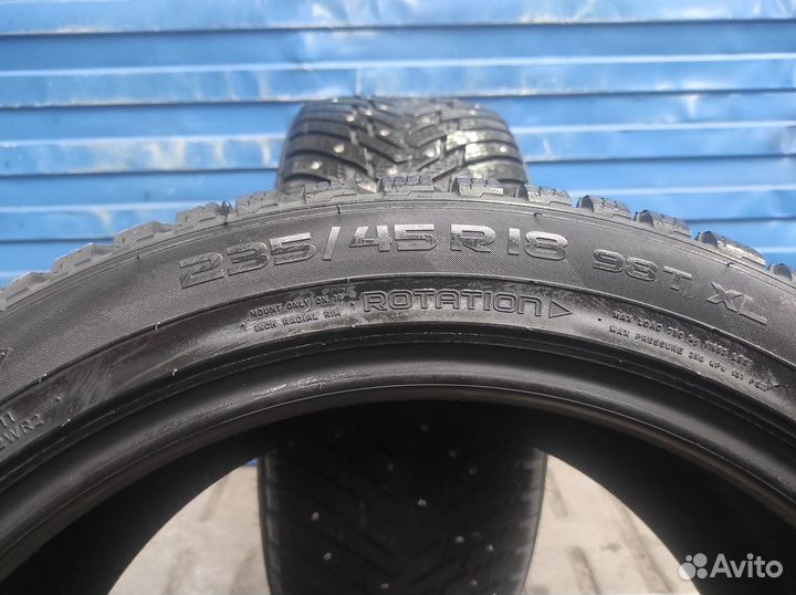 Nokian Tyres Hakkapeliitta 8 235/45 R18 98T