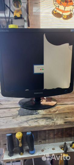 Монитор Samsung