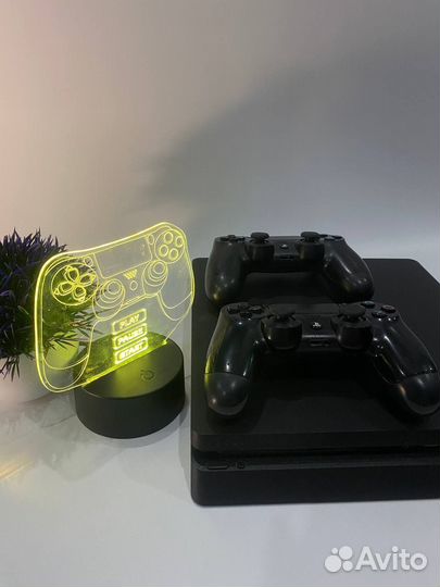 Sony PS4 slim 500gb + 2 джоя + много игр