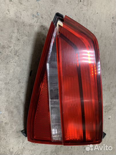 Фонарь задний volkswagen jetta 6