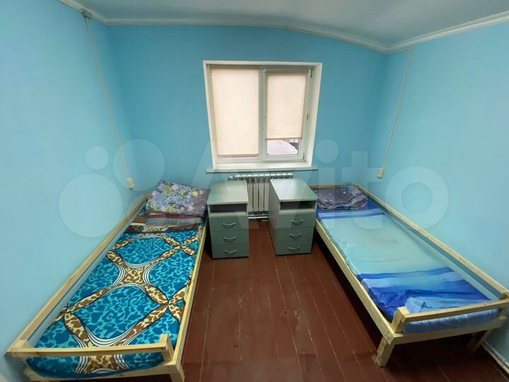 Комната 15 м² в 9-к., 3/3 эт.