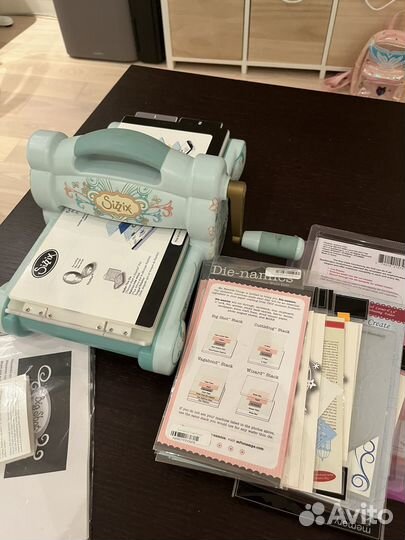 Машинка для вырубки и тиснения sizzix