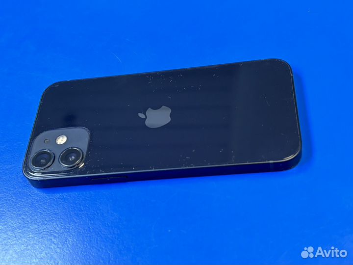 iPhone 12 mini, 64 ГБ