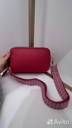 Сумка coccinelle новая